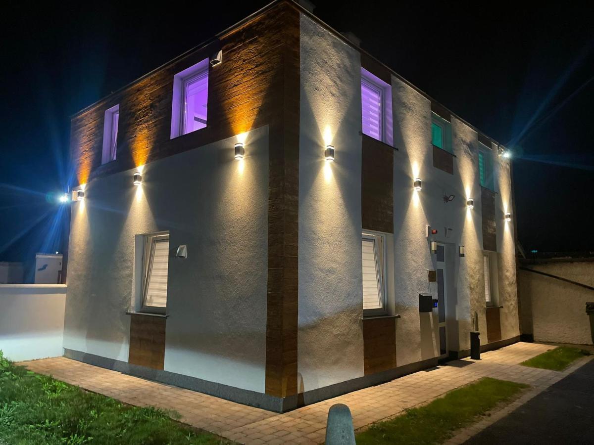 #4 Tgha Luxury One Bedroom Apartment In Athlone Kültér fotó